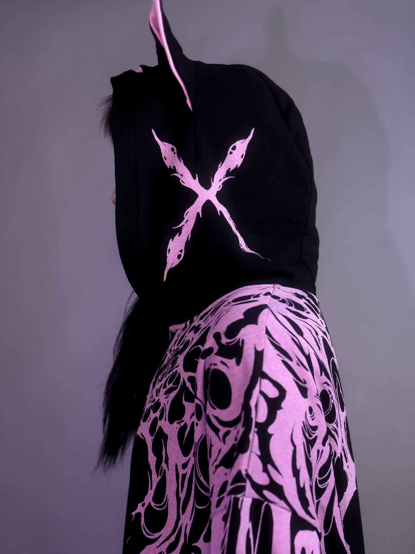 NEKO - Pullover Hoodie