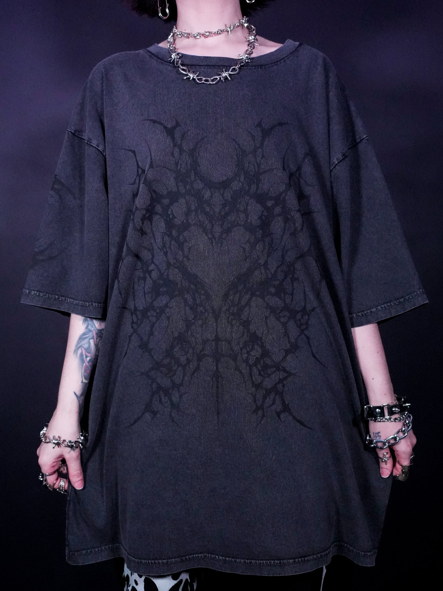 ENTANGLED - Oversize Short Sleeve T-shirt